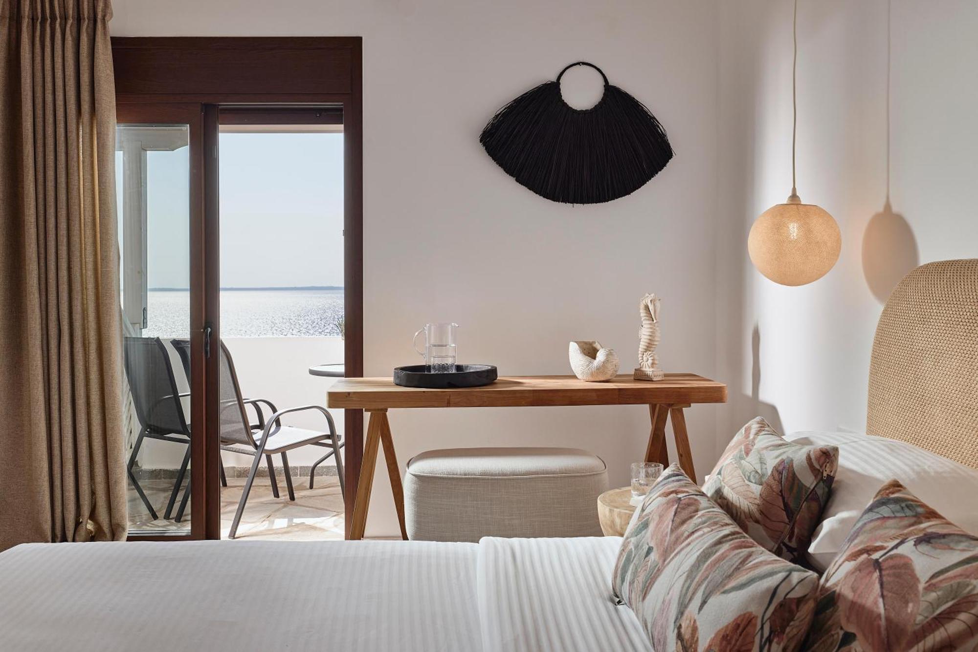 Glavas Inn Hotel Yerakini Eksteriør billede
