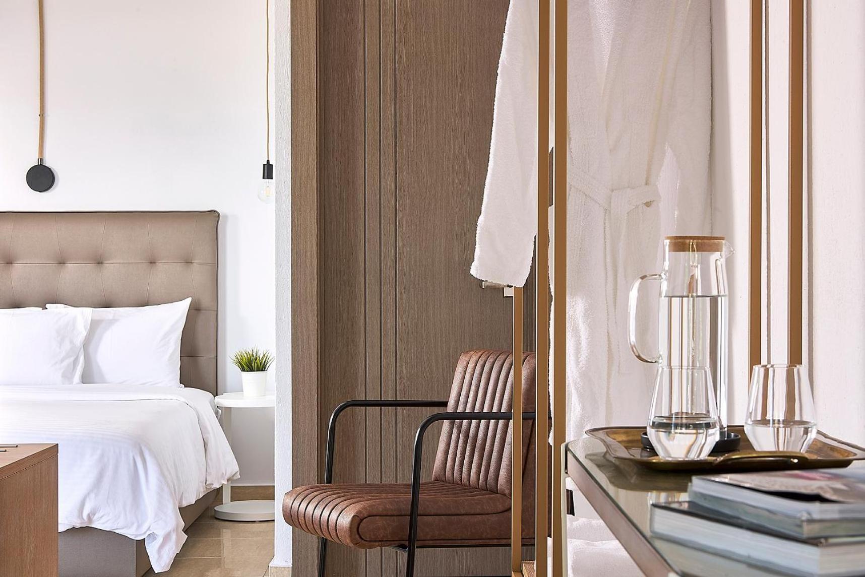 Glavas Inn Hotel Yerakini Eksteriør billede